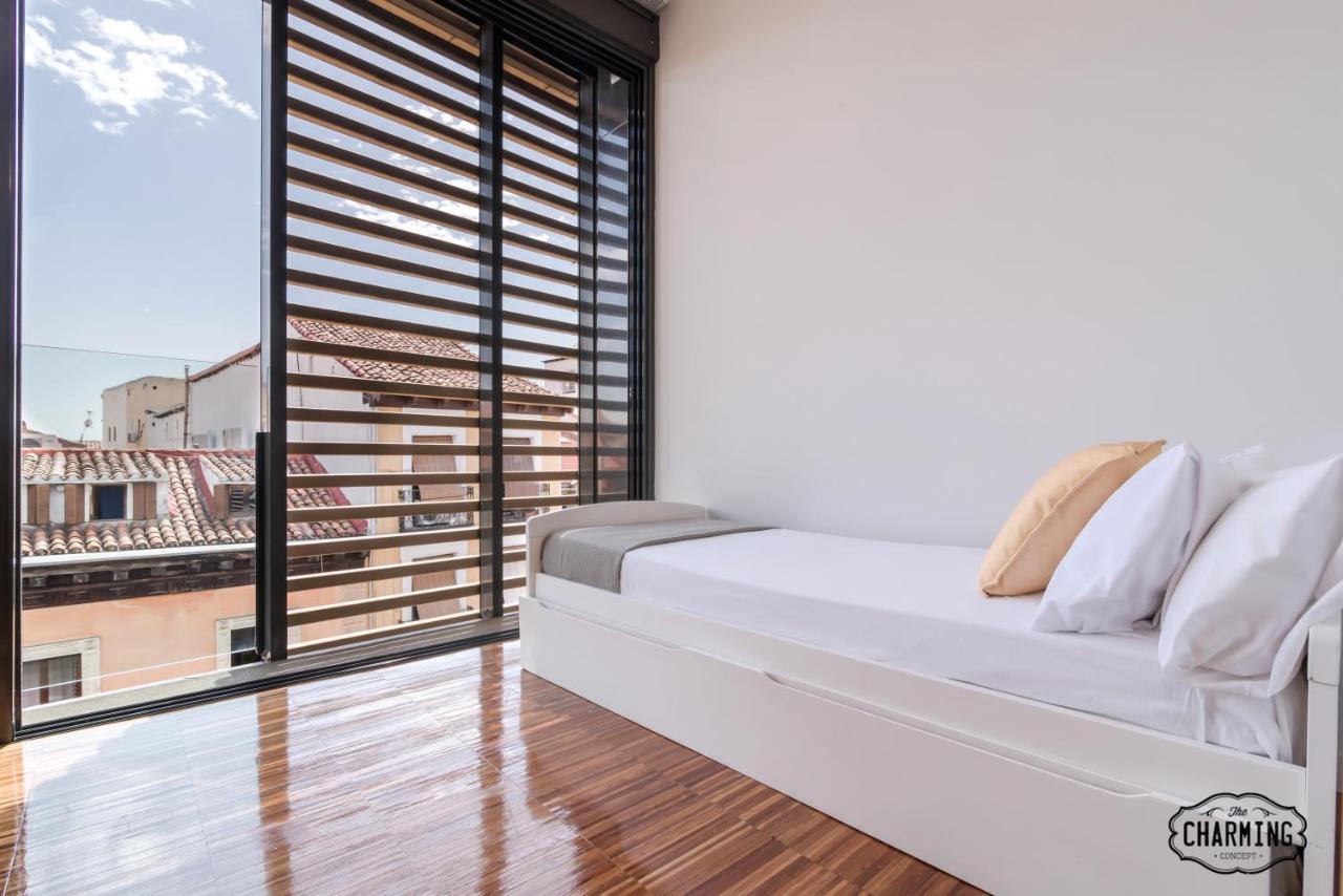 Charming Chueca Apartments Madrid Ngoại thất bức ảnh